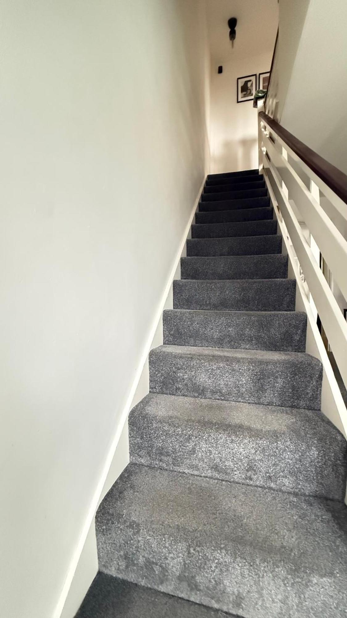 Cheerful 5-bedroom With Free Parking Holiday home Bristol